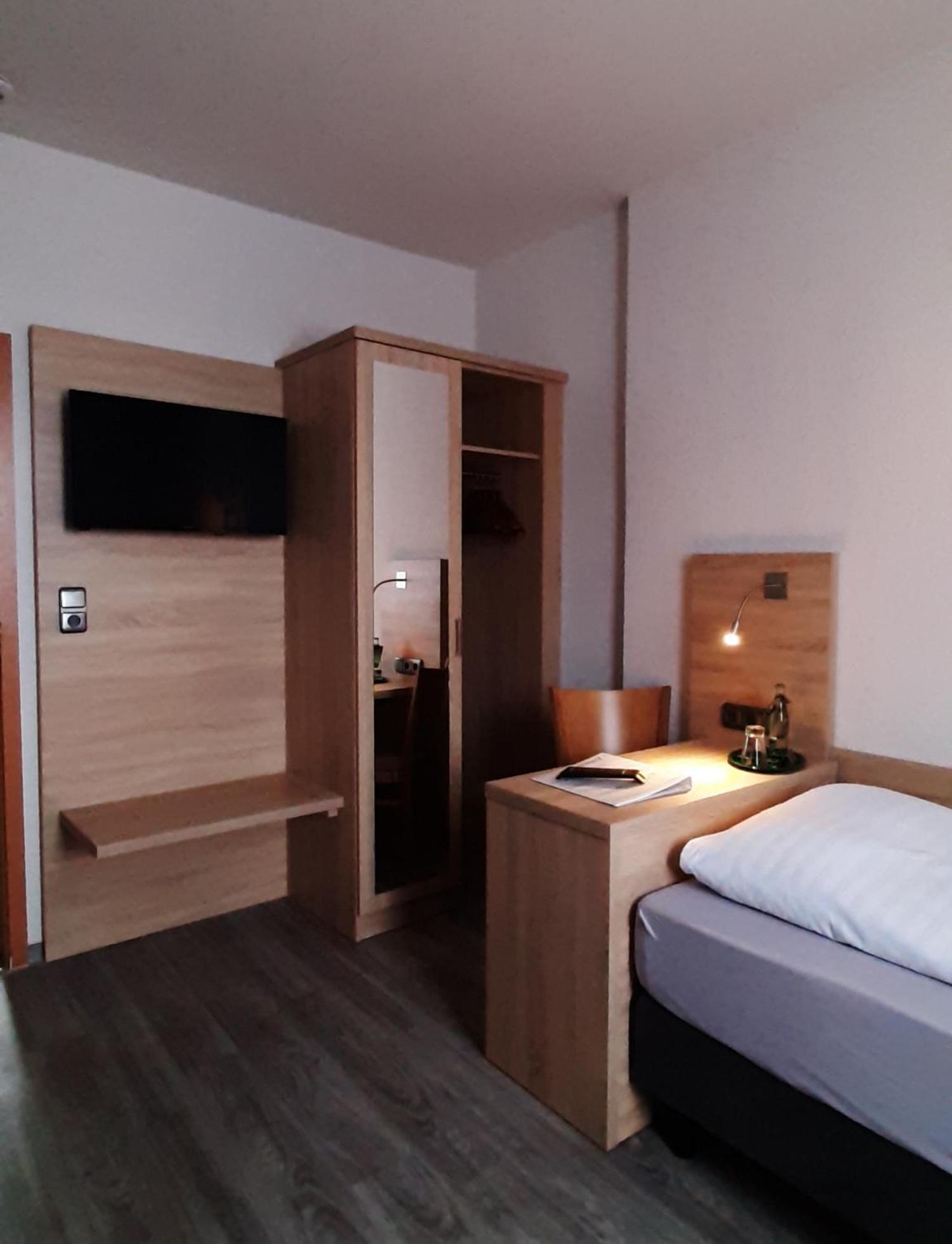 Landgasthof Zur Scharfen Ecke Hildesheim Esterno foto